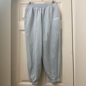 loose fitted sweatpants